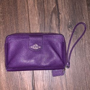 coach wallet / wristlet